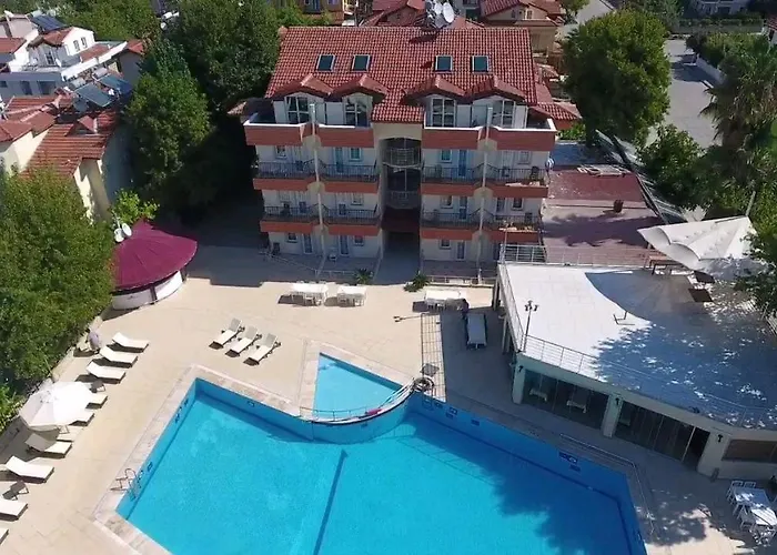 Szálloda Grand Cinar *